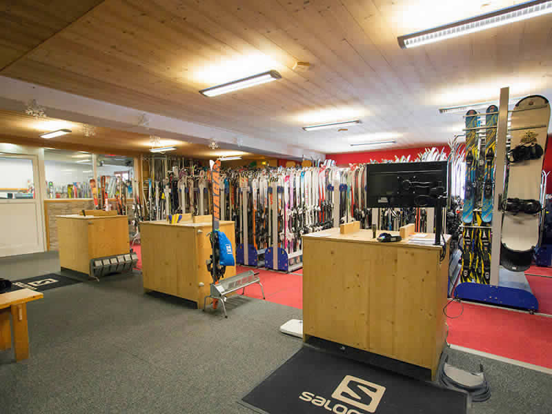 Verleihshop Val Sports in 110 rue du Mont Cenis, Lanslebourg Val Cenis