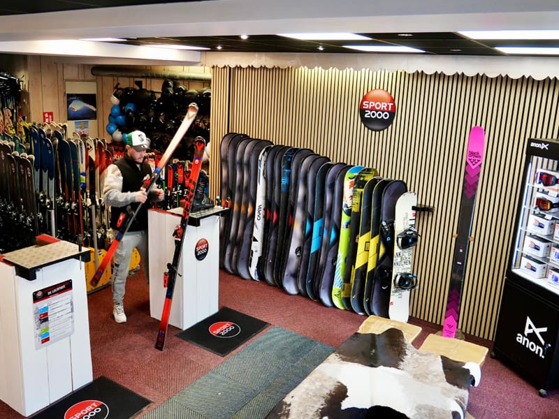 Verleihshop SPORT 2000 La Ginabelle Centre in 120, place du poilu, Chamonix