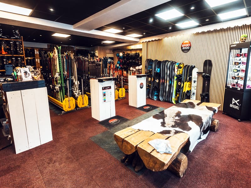 Verleihshop SPORT 2000 La Ginabelle Centre in 120, place du poilu, Chamonix