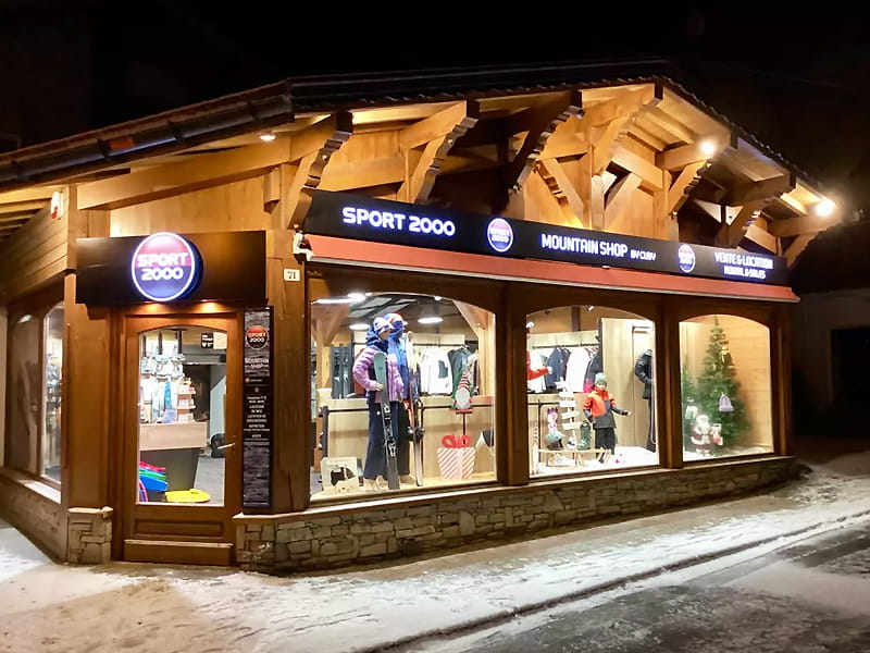 Verleihshop Mountain shop by Cuby in 71 Route de Notre Dame de la Gorge, Les Contamines-Montjoie