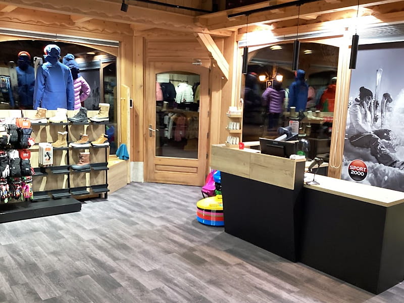 Verleihshop Mountain shop by Cuby in 71 Route de Notre Dame de la Gorge, Les Contamines-Montjoie