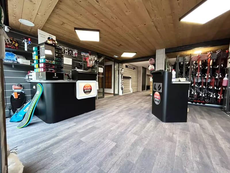 Verleihshop Alpina Ski Shop in Batiment Club Alpina - Rue des Hauts du Crey, Champagny en Vanoise