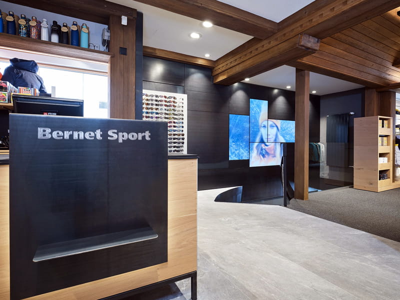 Verleihshop Bernet Sport in Dorfstrasse 128, Grindelwald