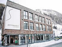 Verleihshop SPORT 2000 Jennewein in St. Anton am Arlberg, Dorfstrasse 2 Verleihshop SPORT 2000 Jennewein in St. Anton am Arlberg, Dorfstrasse 2