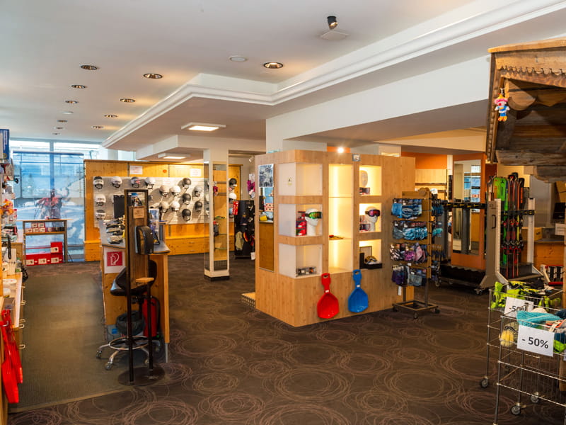Verleihshop Snow & fun Hinterglemm in Dorfstrasse 204, Hinterglemm
