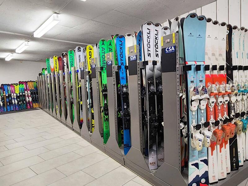 Verleihshop Wannihorn Sport in Dorfzentrum Grächen 169, Grächen