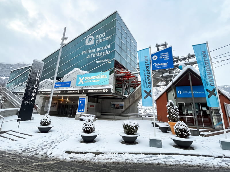 Verleihshop Viladomat Funicamp in Edificio Funicamp, Av. de François Mitterrand, 89, Planta baja 2, Encamp