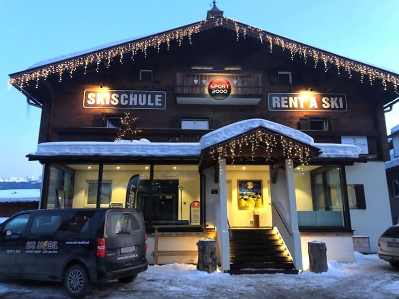 Verleihshop SPORT 2000 Areit in Flugplatzstrasse 16, Zell am See