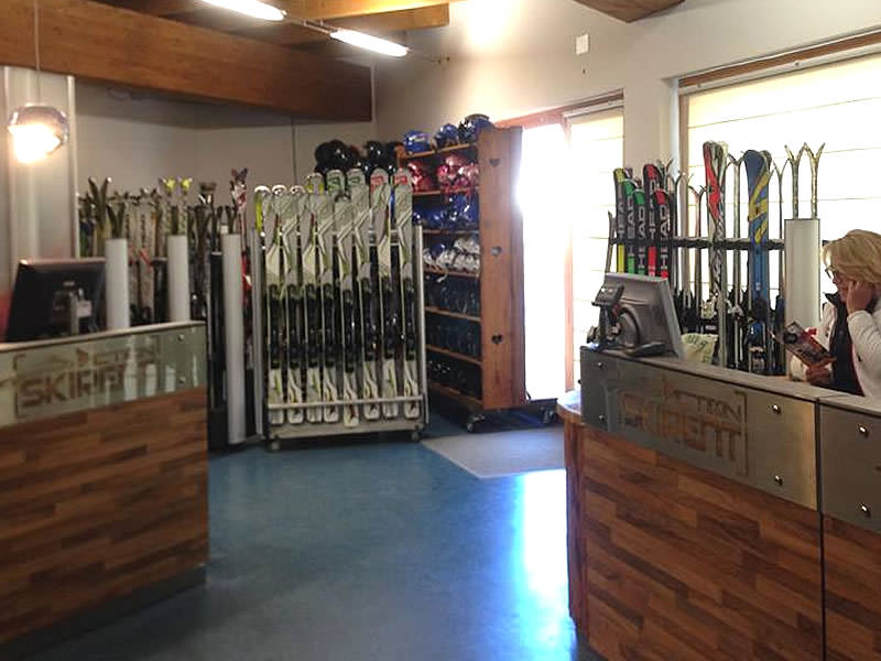 Verleihshop Action Ski Rent in Frazione Sansicario Res. 23, Cesana Torinese - San Sicario