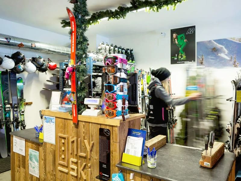 Verleihshop Only Ski & Snowboard in Funivia Les Suches (stazione a monte), La Thuile
