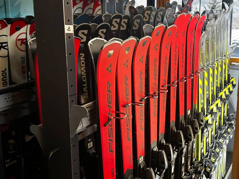 Verleihshop Ekosport-Rent Pirate Board Shop in Galerie de l'Oisans La Croisette, Les Menuires