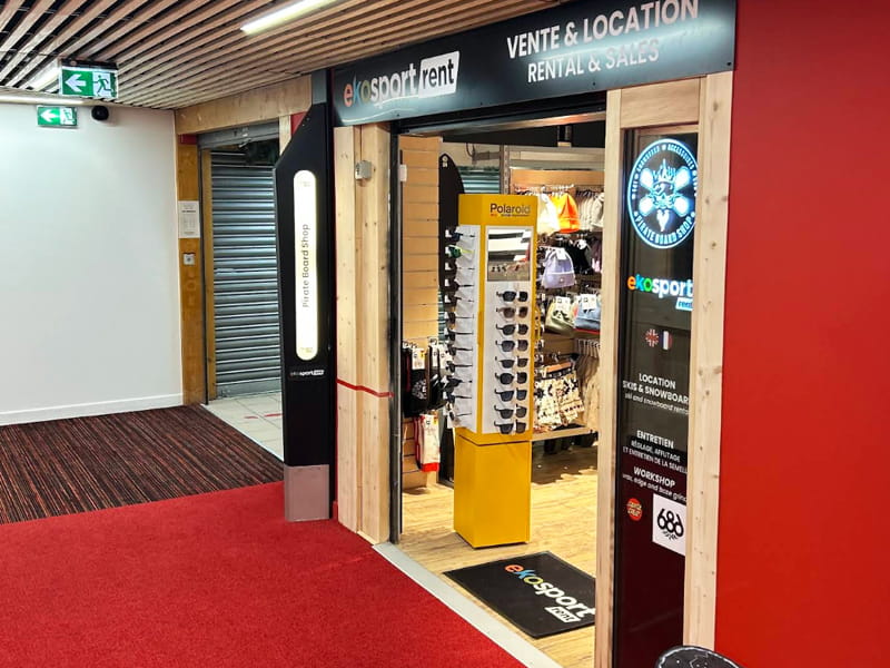Verleihshop Ekosport-Rent Pirate Board Shop in Galerie de l'Oisans La Croisette, Les Menuires