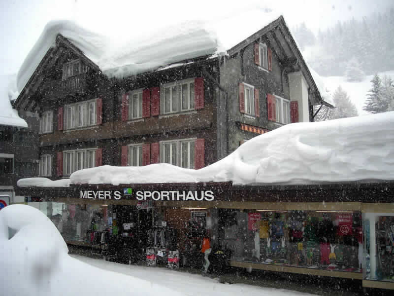 Verleihshop Meyer's Sporthaus in Gotthardstrasse 62, Andermatt