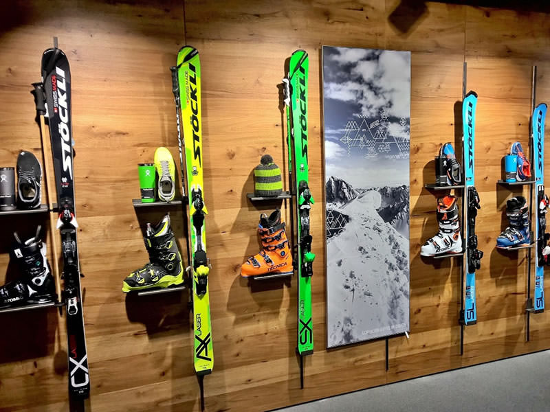 Verleihshop Paarsenn Sports in Im Hotel Seehof, Promenade 159, Davos-Dorf