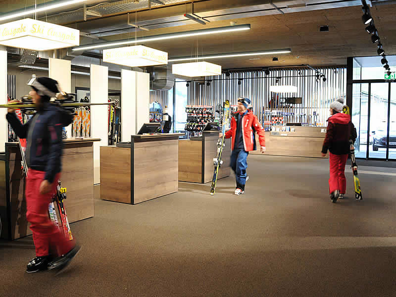 Verleihshop Sport & Mode Natter in Talstation Bergbahnen Mellau, Mellau