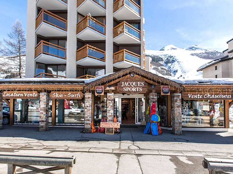 Verleihshop Jacques Sports in Immeuble 3300, 11 Rue des Vikings, Les Deux Alpes