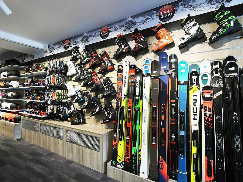 Verleihshop Ski Plus in Immeuble la Résidence, Courchevel 1650