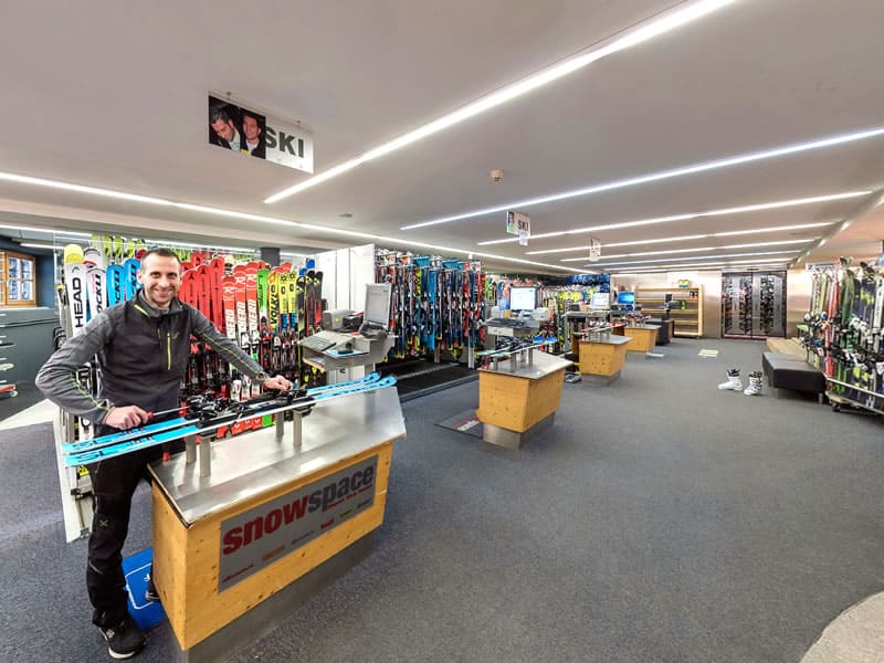 Verleihshop Skirental Leitner in Jochtalstrasse 4, Vals-Mühlbach