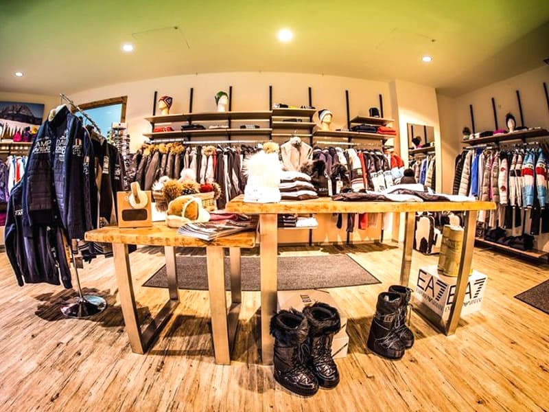 Verleihshop Etz Sportboutique - Kempinski Hotel Das Tirol in Kitzbüheler Strasse 48, Jochberg