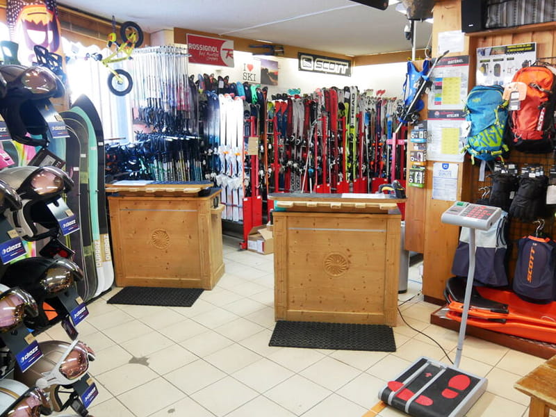 Verleihshop Rocky Sports in L'Eclose - rue du 93ème RAM, Alpe d’Huez