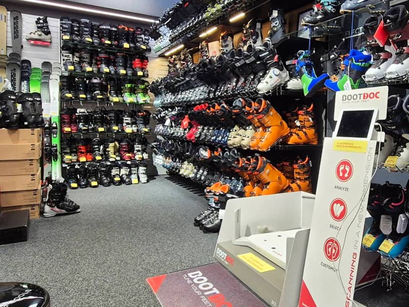 Verleihshop SPORT 2000 Simon in Leogangerstraße 23, Saalfelden