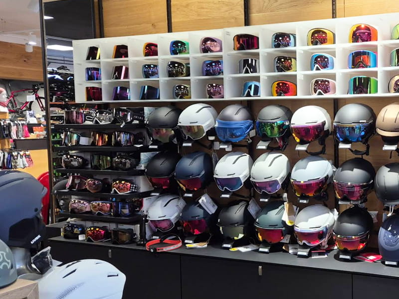 Verleihshop SPORT 2000 Simon in Leogangerstraße 23, Saalfelden