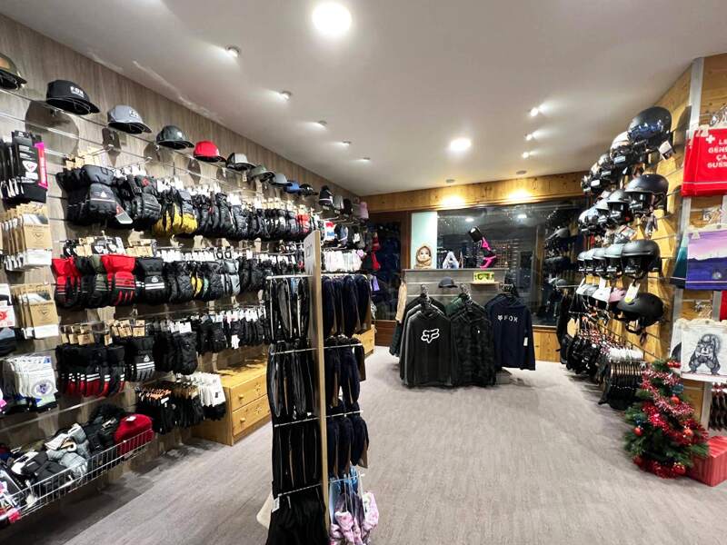 Verleihshop Ekosport-Rent L'Ouillon Sports in Les Gentianes - Le Bourg, Saint Sorlin d Arves