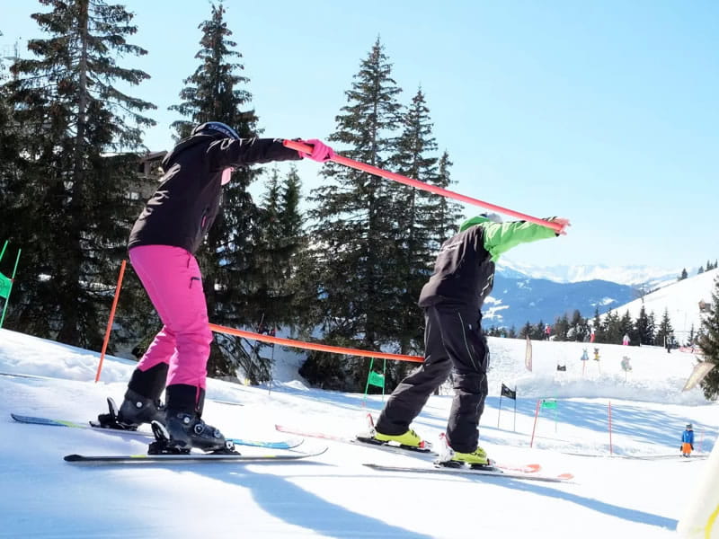 Verleihshop Skischule Aktiv Brixen in Liftweg 1, Brixen im Thale