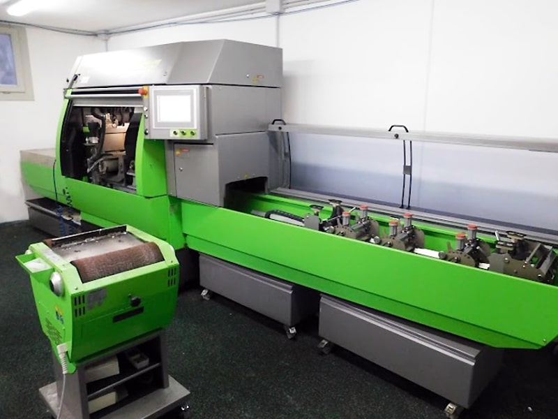 Verleihshop Sport Max Folgaria in Località Fondo Grande 52 [sotto all'Hotel Kube], Folgaria