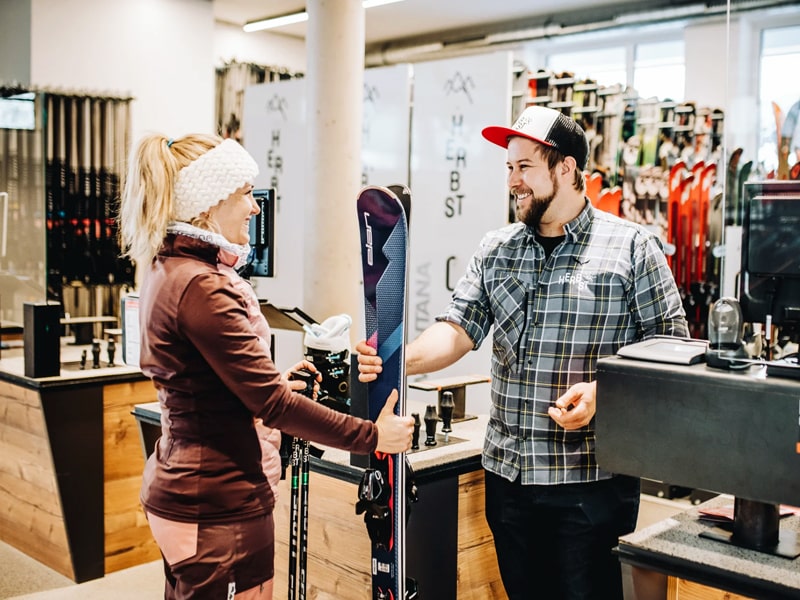 Verleihshop Skischule Lofer Herbst in Lofer 1a, Lofer