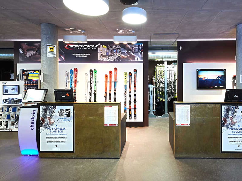 Verleihshop Alta Badia Sport - Shop & Rental in Micurá de Rü 48, Alta Badia-San Cassiano/Sankt Kassian