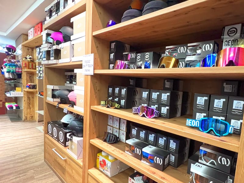 Verleihshop Maison Clataud Sport in Piazza Assietta, 16, Sauze d’Oulx