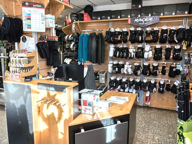 Verleihshop Passion Glisse in Place de la Gare, Samoëns