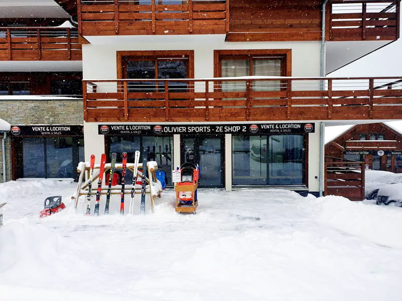 Verleihshop Ze Shop 2 in Place Joseph Paganon - Vieil Alpe, Alpe d’Huez