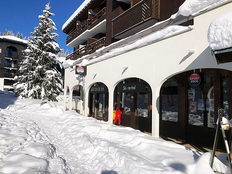Verleihshop Auben Ski in Praz des Esserts, Morillon 1100