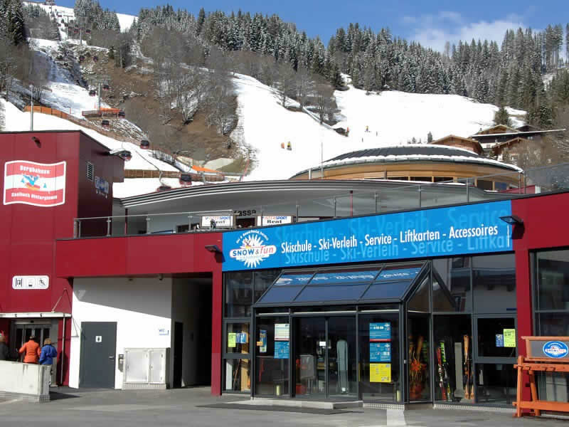 Verleihshop Snow & Fun Hinterglemm in Reiterkogelbahn Talstation, Hinterglemm