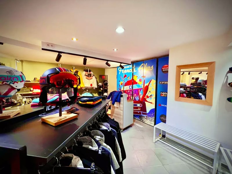 Verleihshop Snow & Ski Village in Résidence l'étoile des neiges - route des Grandes Alpes, Valloire