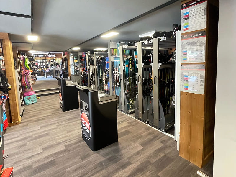 Verleihshop Boîte à Skis in Résidence Les Airelles, Oz en Oisans