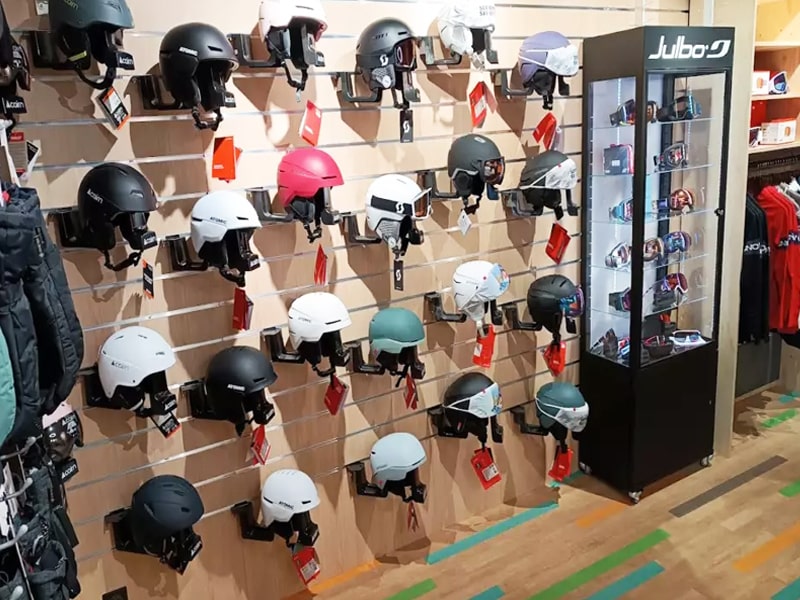 Verleihshop Ekosport-Rent Auriski in Résidence Odalys - Place des Orgières, Auris-en-Oisans