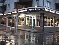Verleihshop Sportfarm in Fulpmes, Riehlstrasse 1 Verleihshop Sportfarm in Fulpmes, Riehlstrasse 1