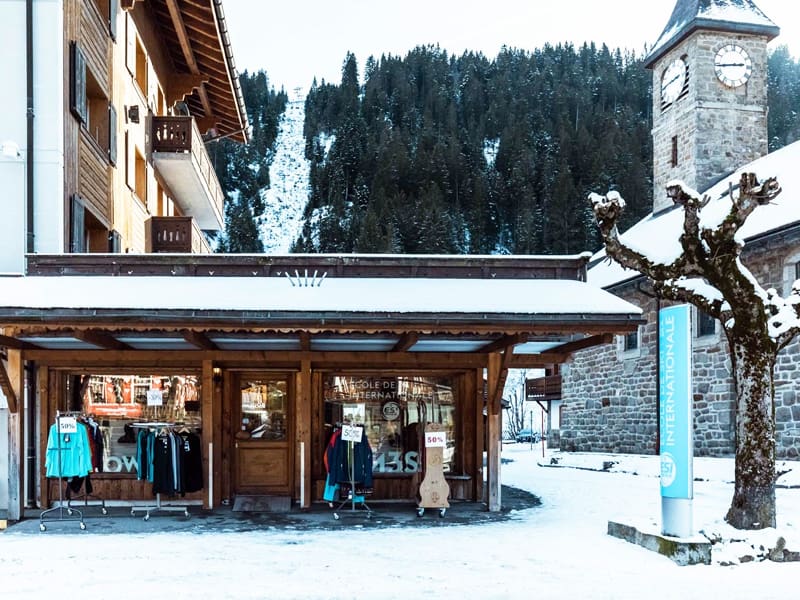 Verleihshop Snowline in Route du Village 4, Morgins