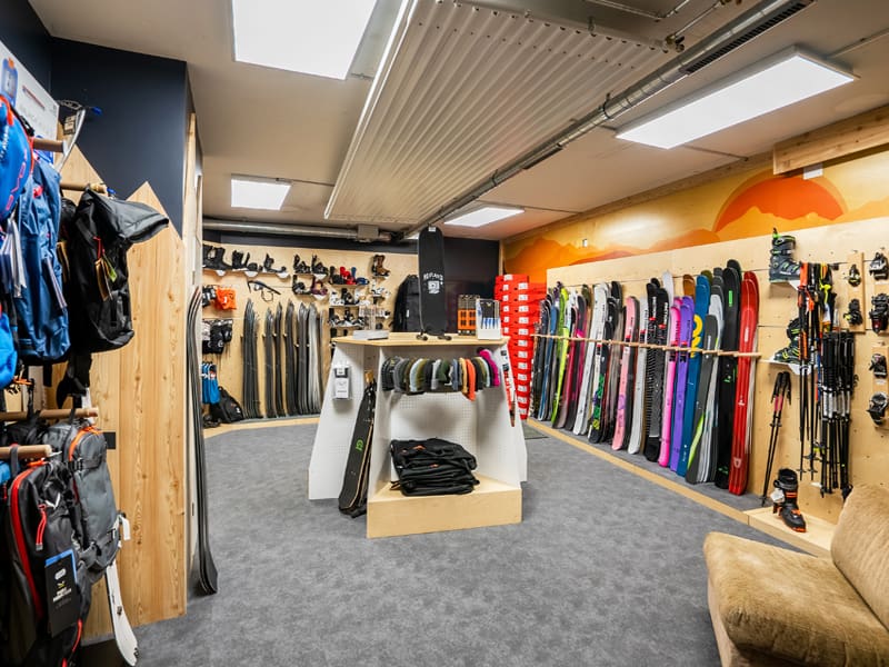 Verleihshop Backside Verbier in Rue de Ransou 191b, Verbier