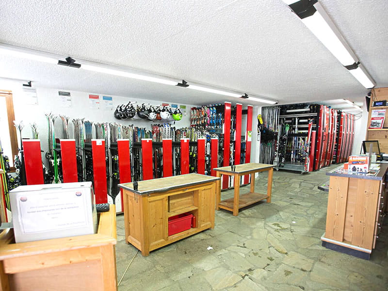 Verleihshop La Poudreuse in Rue des Rochers, Lanslevillard Val Cenis