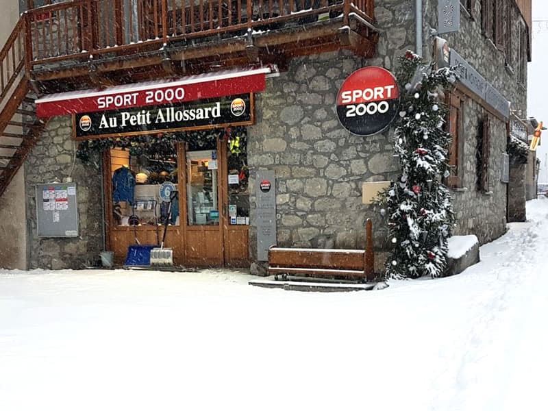 Verleihshop Au Petit Allossard in Rue du Pré de Foire, Allos