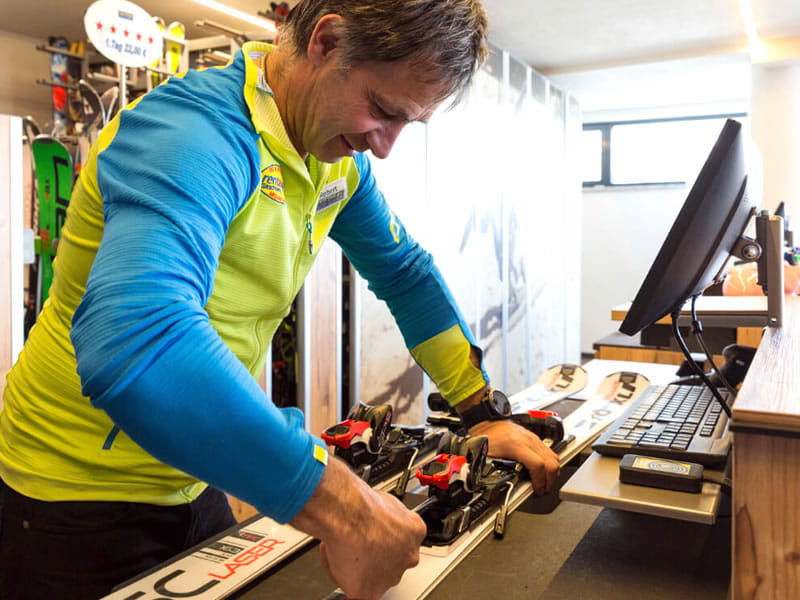 Verleihshop Rentasport Gitschberg in Talstation Cabinovia Gitschberg - Mittereckerstraße 27, Meransen