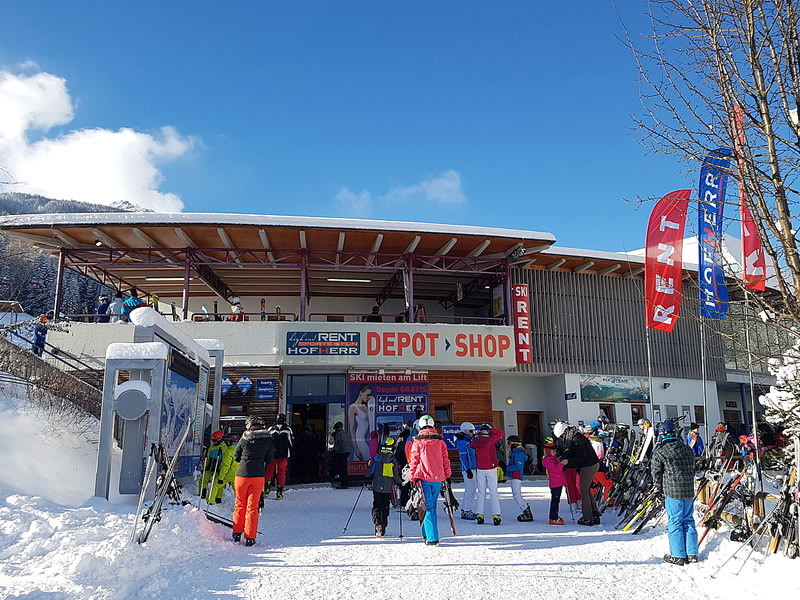 Verleihshop Hofherr Sport in Talstation Grubigsteinbahn - Juch 3, Lermoos