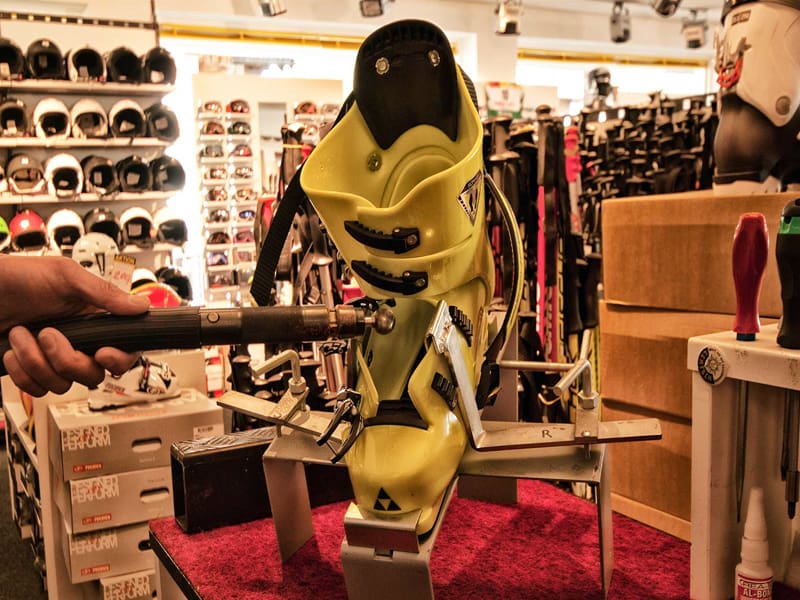 Verleihshop Sport Lentsch - Sport vor Ort in Talstation Hochzeigerbahn, Jerzens