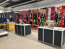 Verleihshop Sportservice Erwin Stricker Ladurns in Gossensass, Talstation Sessellift / Stazione valle seggiovia