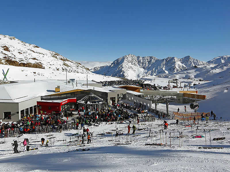 Verleihshop Sport Riml Tiefenbach in Tiefenbach Gletscher [Direkt beim Restaurant], Sölden