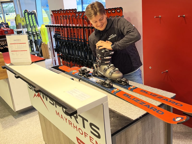 Verleihshop Snowsports Mayrhofen in Tuxerstrasse 714, Mayrhofen